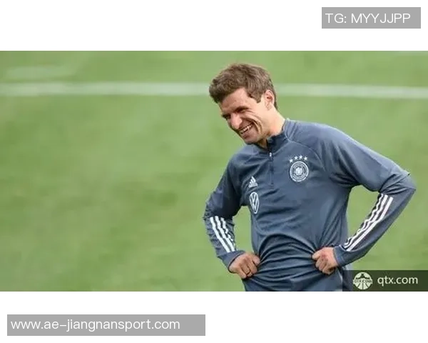 穆勒分享蓄胡经历:理发后意外满意决定保留新形象 穆勒分享蓄胡经历:理发后意外满意决定保留新形象