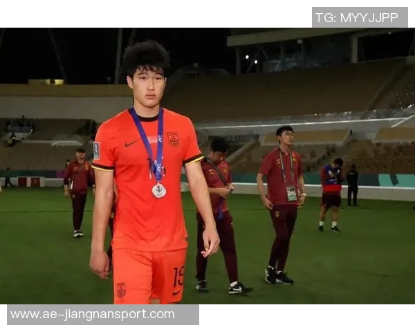 山东泰山B队彭啸荣膺本赛季中乙联赛最佳青年球员称号