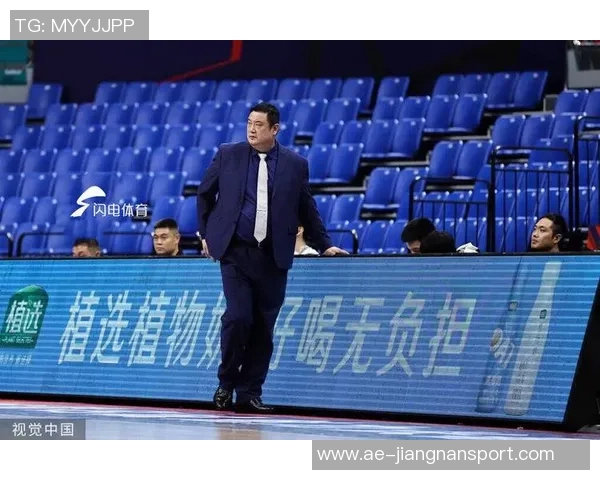 徐长锁慧眼识珠引杨瀚森入青岛开启篮球新篇章