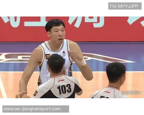 周琦回应网友质疑球队表现强调团结与共同努力的重要性 周琦回应网友质疑球队表现强调团结与共同努力的重要性