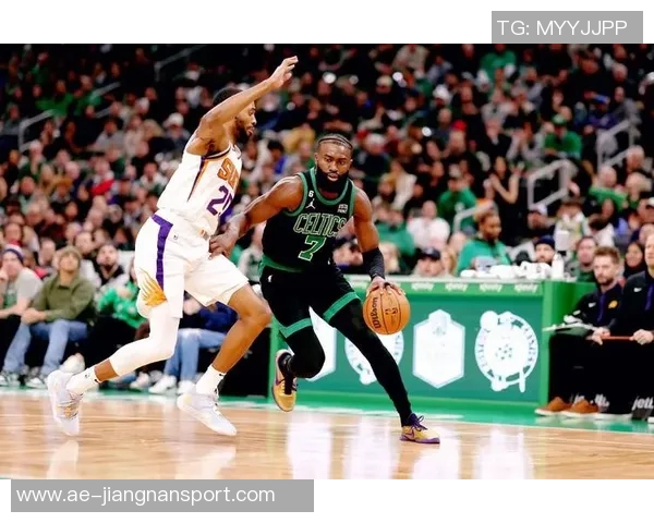 杰伦布朗谈新赛季挑战过去优待已成历史期待全新征程